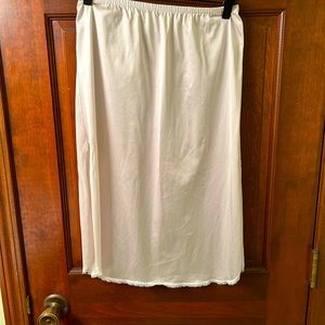 MG VTG White Nylon Half Slip with 2 side slits. Size S.